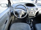 Toyota Yaris 1.0VVT-i Terra KLIMA - náhled 8