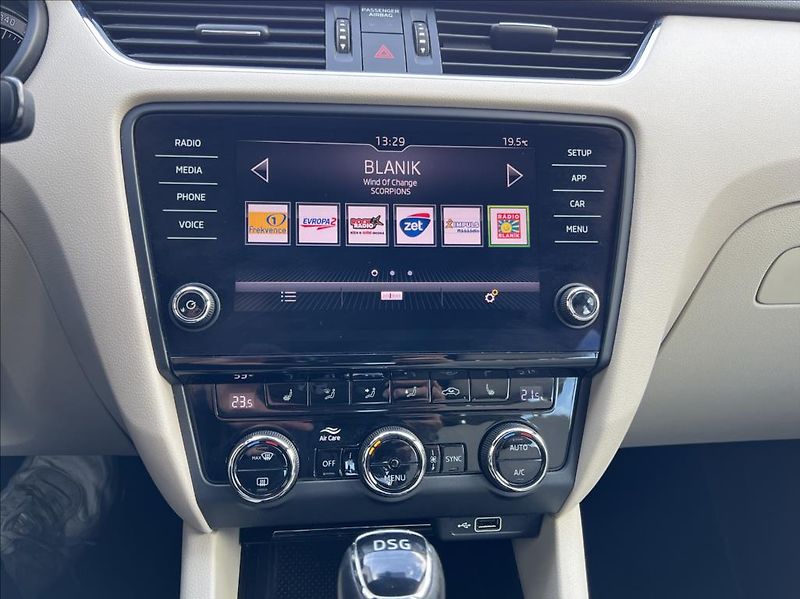 Škoda Octavia 2,0 TDi DSG STYLE nové rozvody - fotka 28 z 39