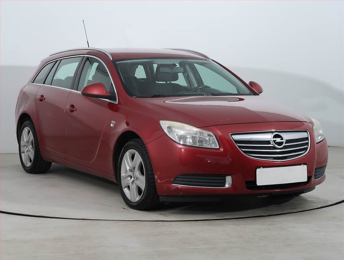Opel Insignia 2.0 CDTI, po STK, jezdí dobře