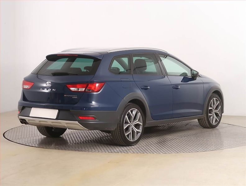 Seat Leon (2017) X-Perience 2.0 TDI, 4X4 - fotka 5 z 22