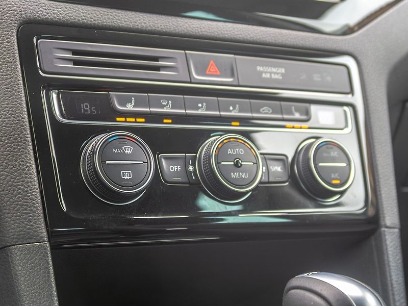 Volkswagen Golf Sportsvan (2017) 1.4TSI 110KW DSG – NAVI - fotka 26 z 50