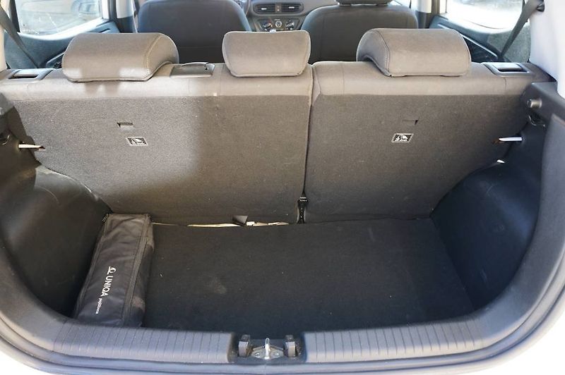 Hyundai i10 (2022) 1.MAJ. NOVÉ V ČR - fotka 16 z 30