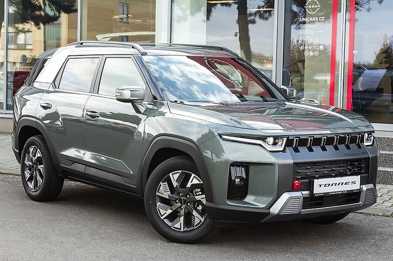 SsangYong Torres (2026) 1,5 HEV STYLE safety 5 el.dveř - fotka 3 z 15