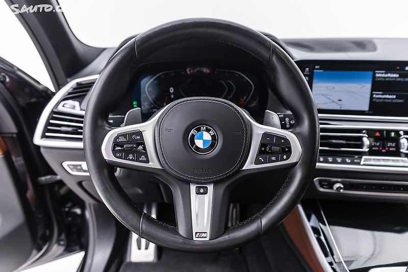 BMW X5 xDrive30d*servis*plná výbava - fotka 7 z 47