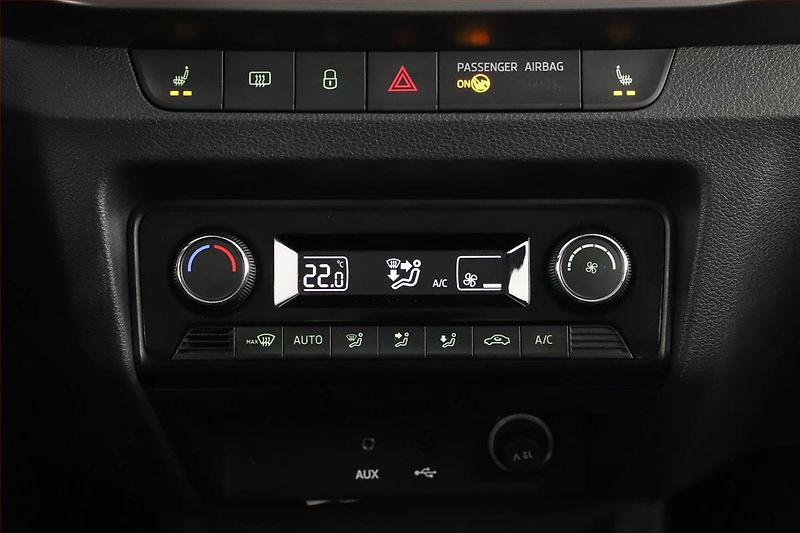 Škoda Fabia (2015) 1.2 TSI, ČR,1.maj, Serv.kniha - fotka 17 z 20