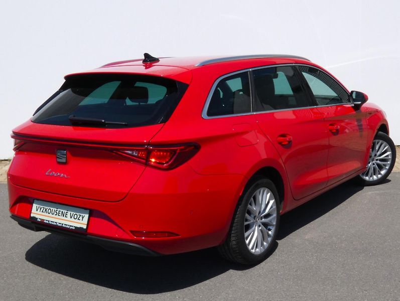 Seat Leon (2022) Combi Xellence 1,5 TSI 110KW - fotka 2 z 30