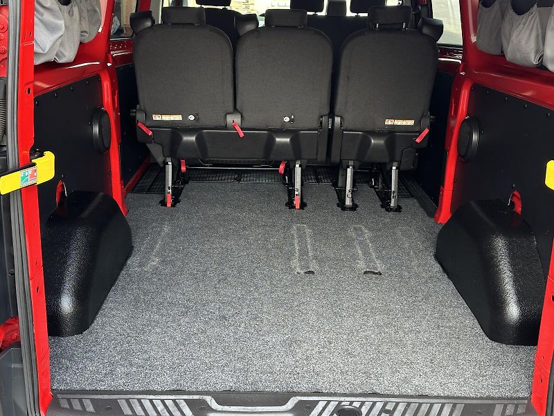 Ford Transit Custom 2.0TDCi 130PS L2 PDC P/Z Bluet - fotka 34 z 34