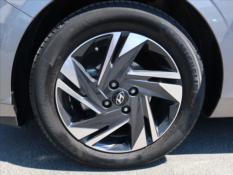 Hyundai i20 1,2 i,1majČR,tov.záruka,klima - fotka 23 z 28