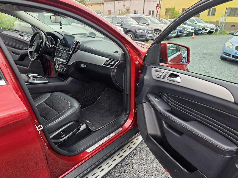 Mercedes-Benz GLE 400i V6 TZ Panorama AMG  - fotka 19 z 28