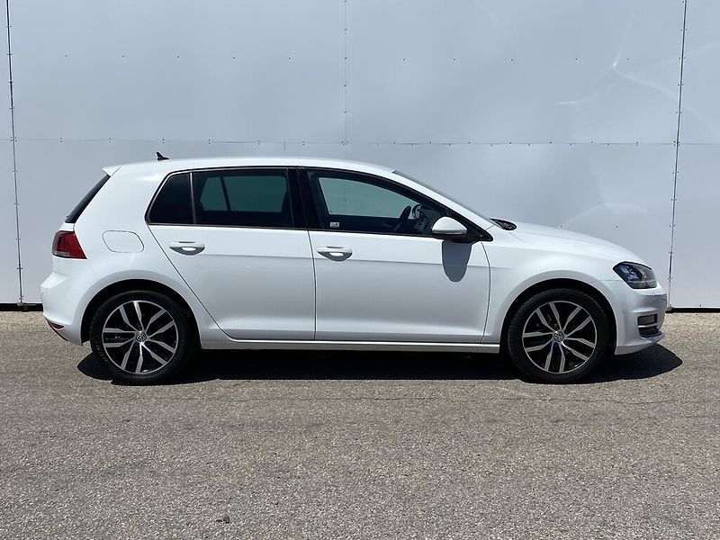 Volkswagen Golf 1,4 TSI 92 kW Maraton Edition - fotka 3 z 25