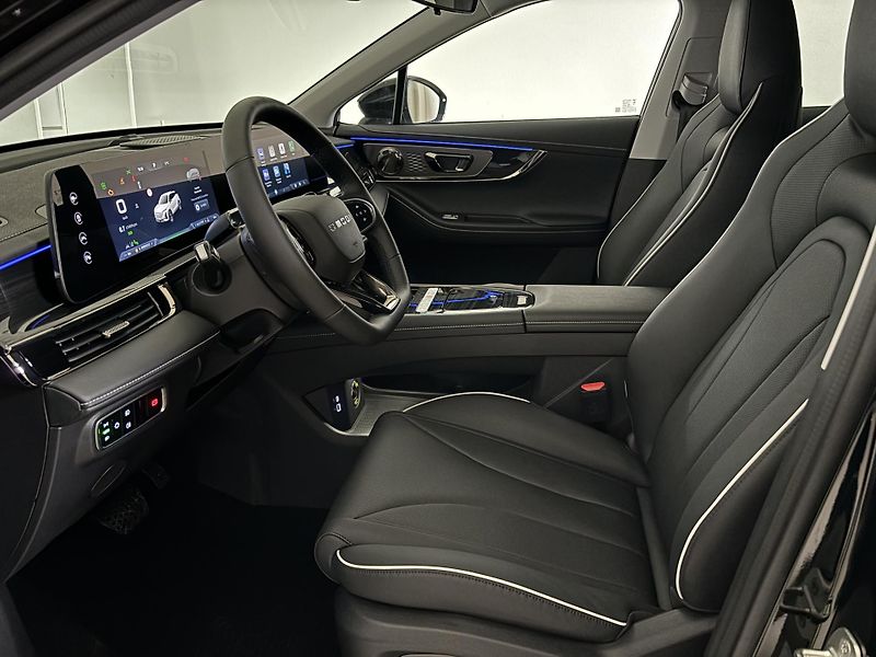 Omoda 5 (2026) Premium 1.6 tGDI 108kW - fotka 6 z 33