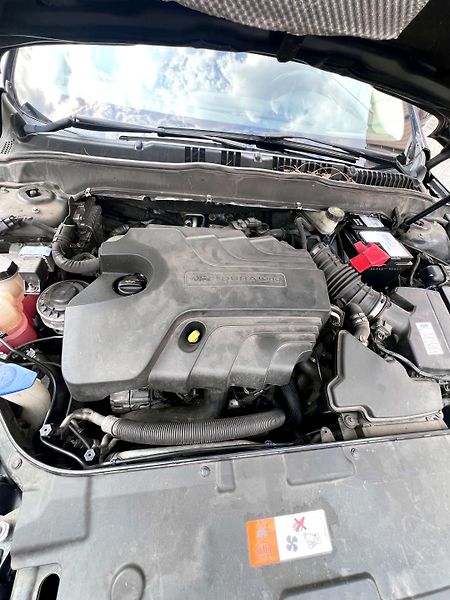 Ford Mondeo (2015) 2.0 TDCi 4×4, Titanium, ČR sv. - fotka 22 z 22