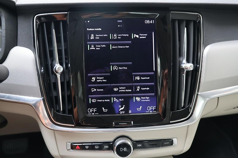 Volvo S90 (2017) D5 AWD Inscription - fotka 15 z 24