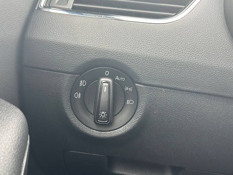 Škoda Octavia Trumf  1,4TSI - fotka 17 z 23