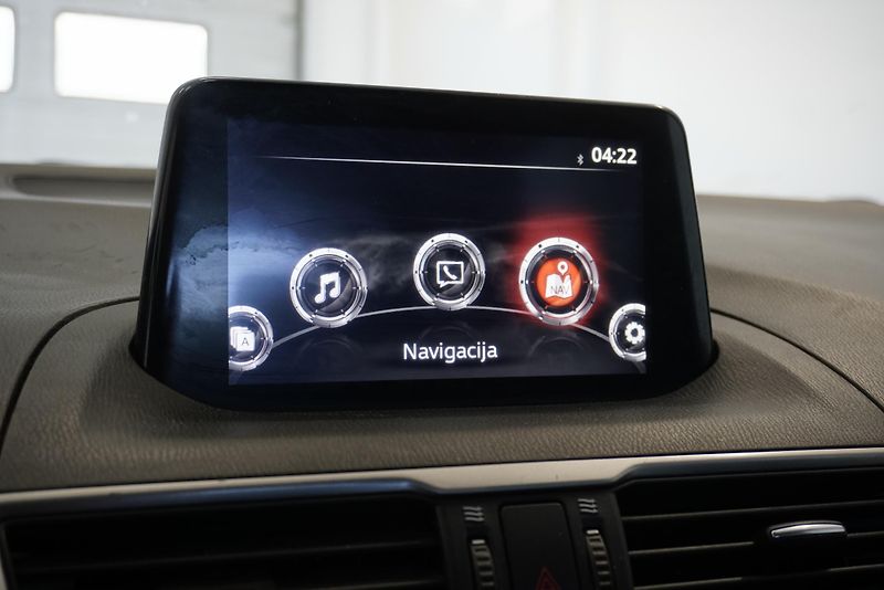 Mazda 3 2,0I SKYACTIV-G - fotka 16 z 25
