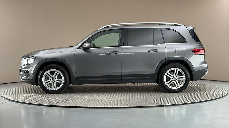 Mercedes-Benz GLB 200d AUT 4MATIC - fotka 4 z 30