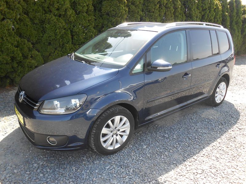 Volkswagen Touran 1.6TDi, NAVI,7Míst!!! - fotka 36 z 43