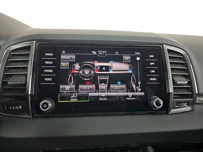 Škoda Karoq (2024) 1.5TSi 110kW AMBITION PLUS - fotka 13 z 35
