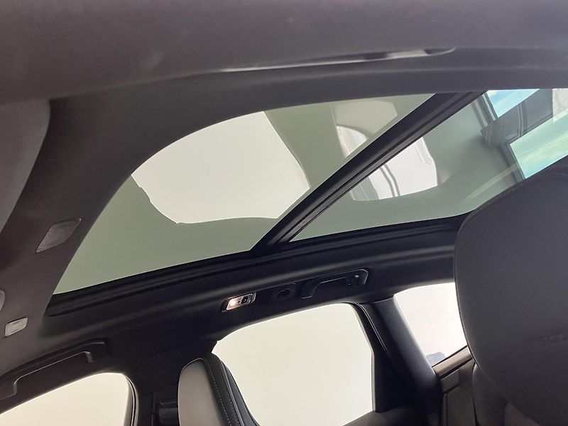 Volvo XC60 T6 AWD Drive-E Inscription AT8 - fotka 43 z 47