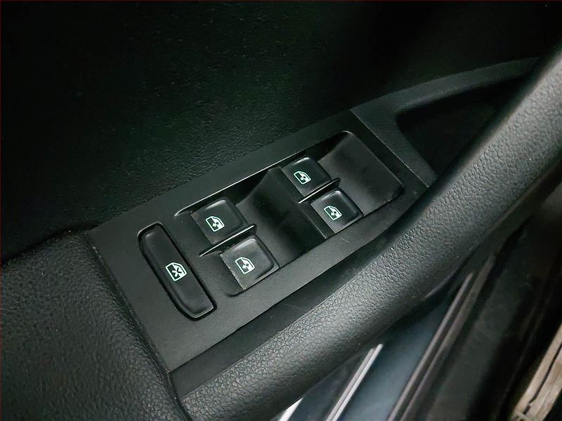 Škoda Octavia (2017) Style 1.4 TSI, Tempomat - fotka 17 z 20