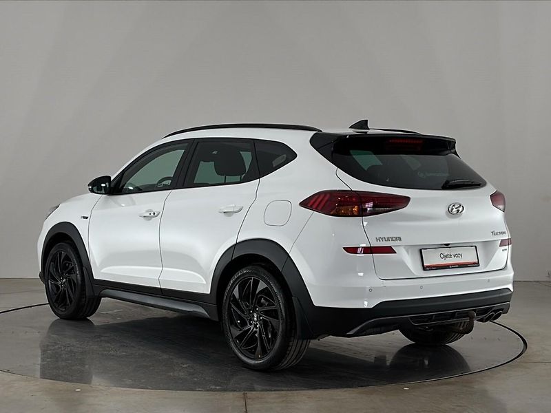 Hyundai Tucson N-Line 4x4 AT - fotka 15 z 32