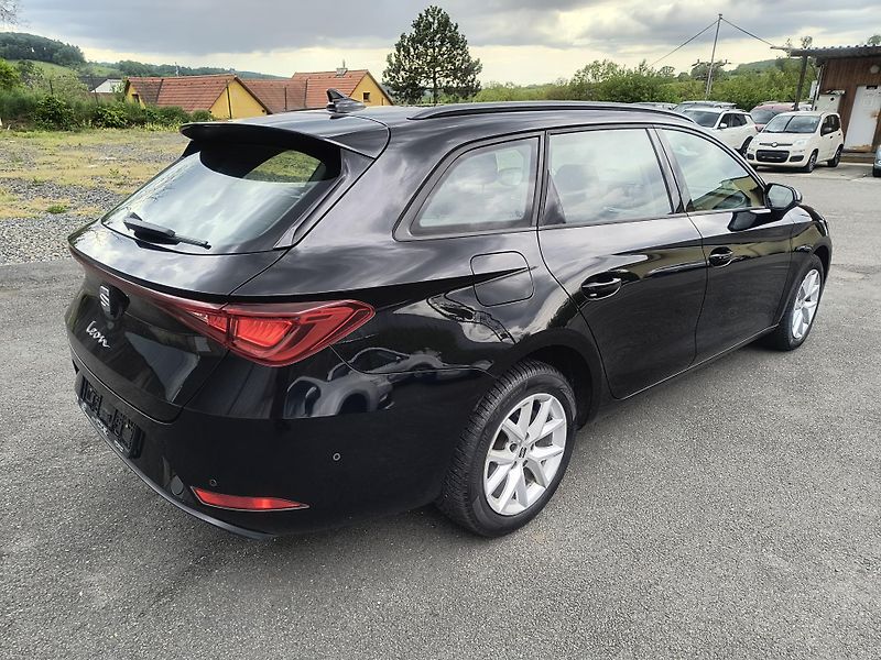 Seat Leon 1.0 eTSi AT 81KWNAVI/MATRIXLED - fotka 11 z 67