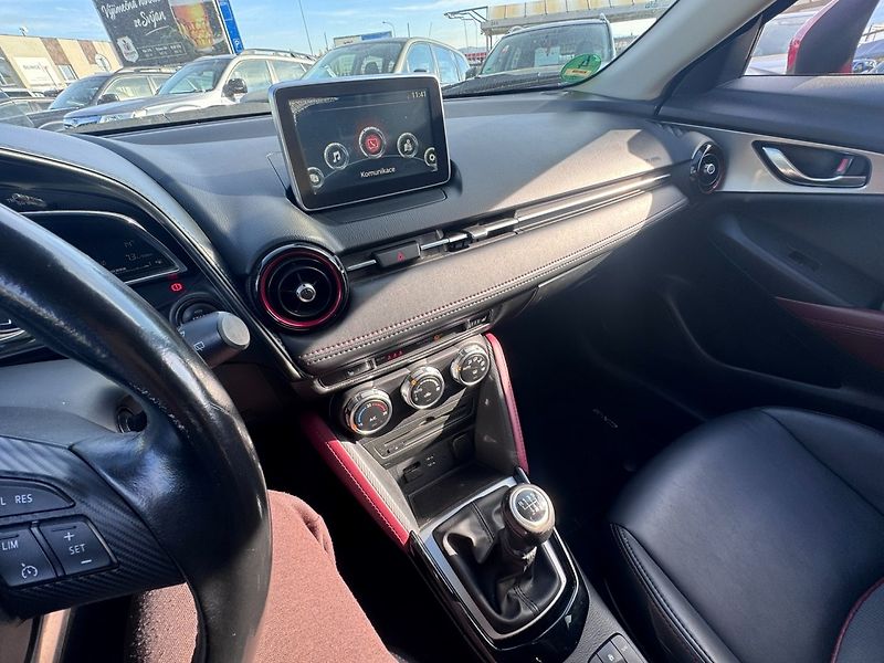 Mazda CX-3 (2016) 2,0i 110 KW TOP REVOLUTION 4X4 - fotka 24 z 45
