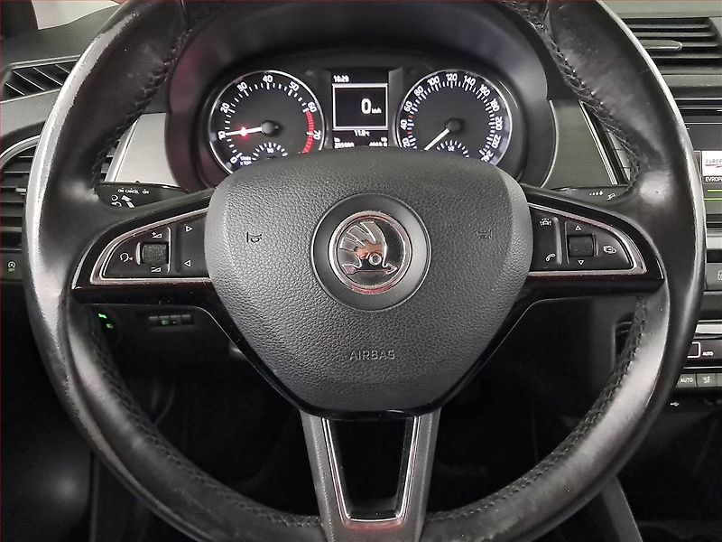 Škoda Fabia (2015) 1.2 TSI, Tempomat - fotka 16 z 20