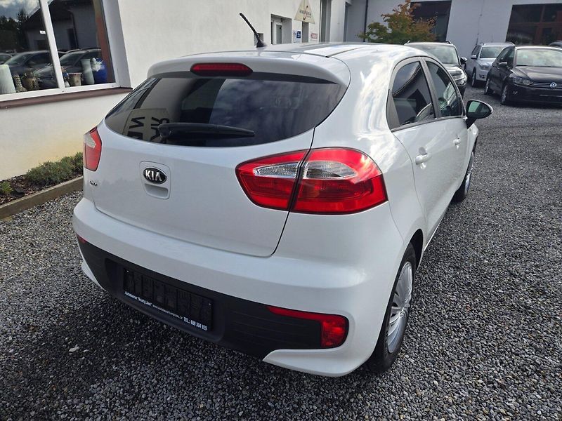Kia Rio (2015) 1.2 i Zimáky,Serviska - fotka 4 z 25