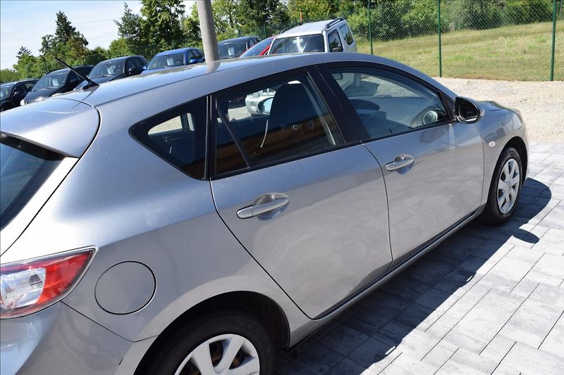 Mazda 3 1,6 I 77KW KLIMA NOVÁ STK - fotka 5 z 47