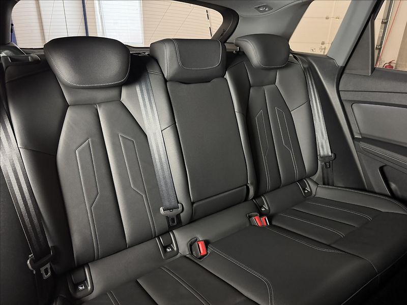 Audi Q4 e-tron 45 Quattro 195kW LED Matrix - fotka 18 z 49