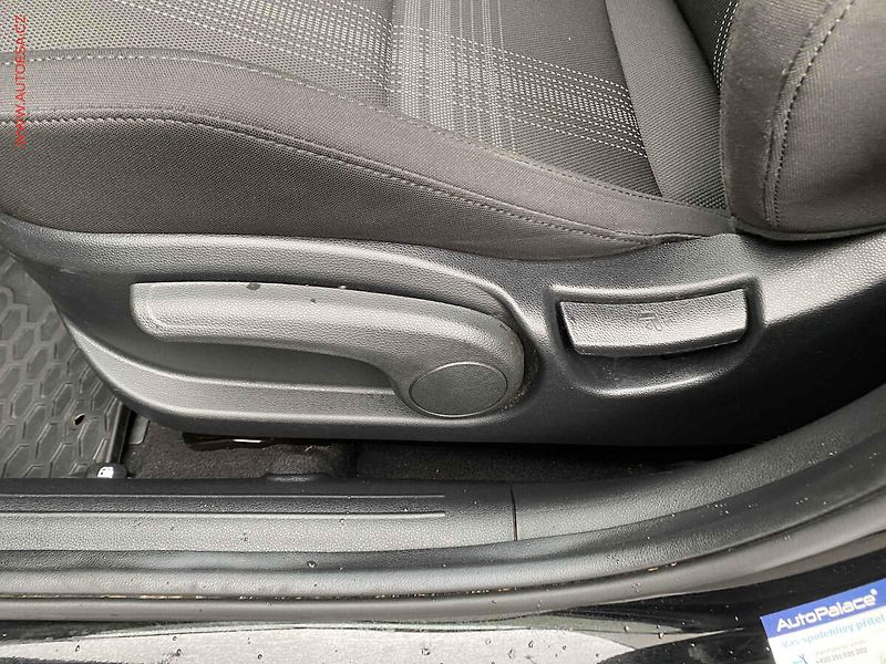 Hyundai Bayon (2022) 1.0 T-GDi, 1.maj,ČR, Smart - fotka 14 z 19
