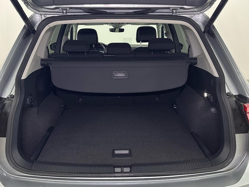 Volkswagen Tiguan Life DSG - fotka 10 z 30
