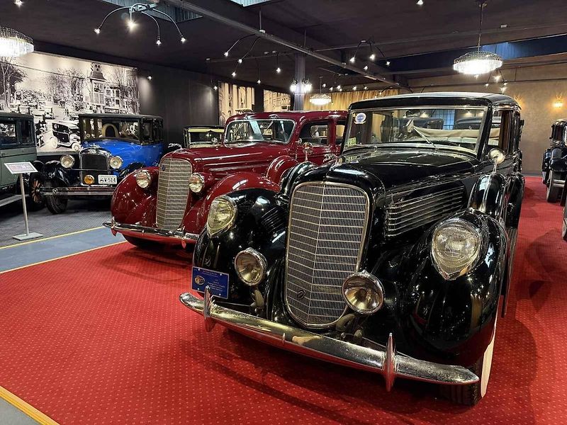 Muzeum veteránů v Nové Bystřici láká na sedmdesátku skvostů na čtyřech kolech.