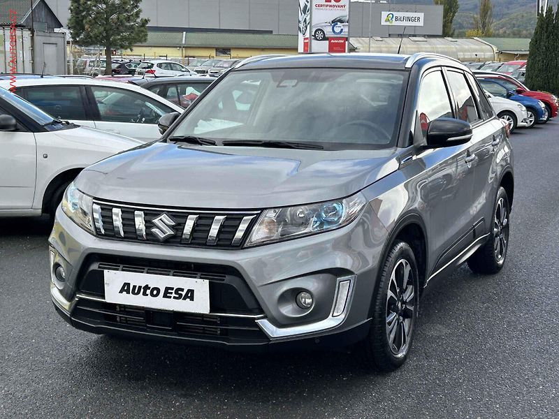 Suzuki Vitara (2019) 1.4 boosterjet 4x4, 1.maj,ČR - fotka 3 z 19