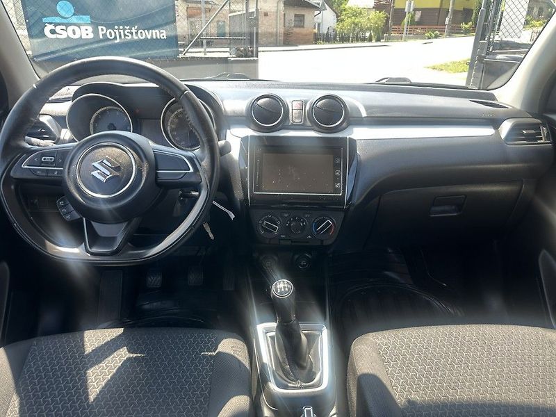 Suzuki Swift 1.2i 66kW Dualjet  serviska - fotka 6 z 20