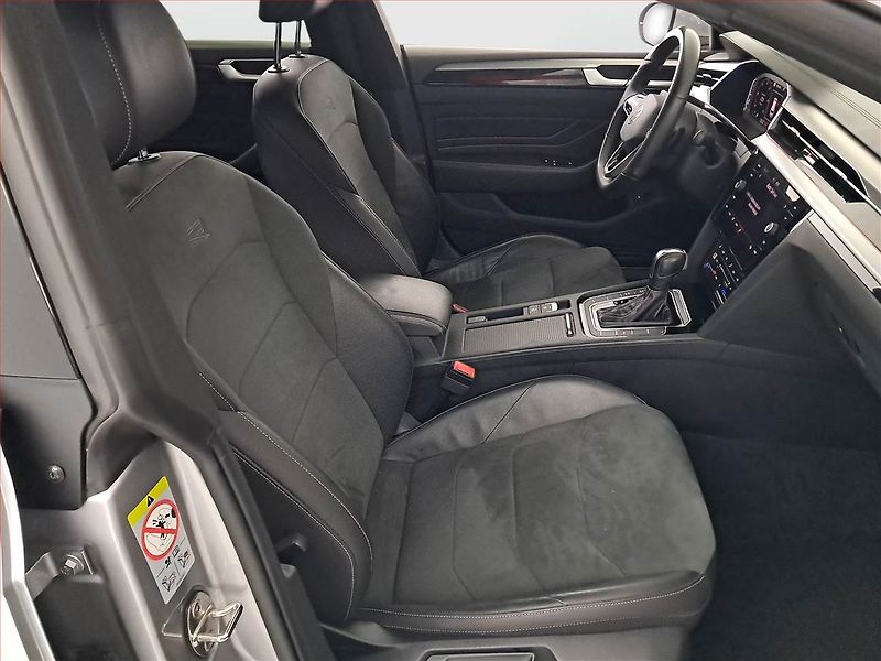 Volkswagen Arteon (2021) R-line 2.0 TDI 4Motion - fotka 9 z 23