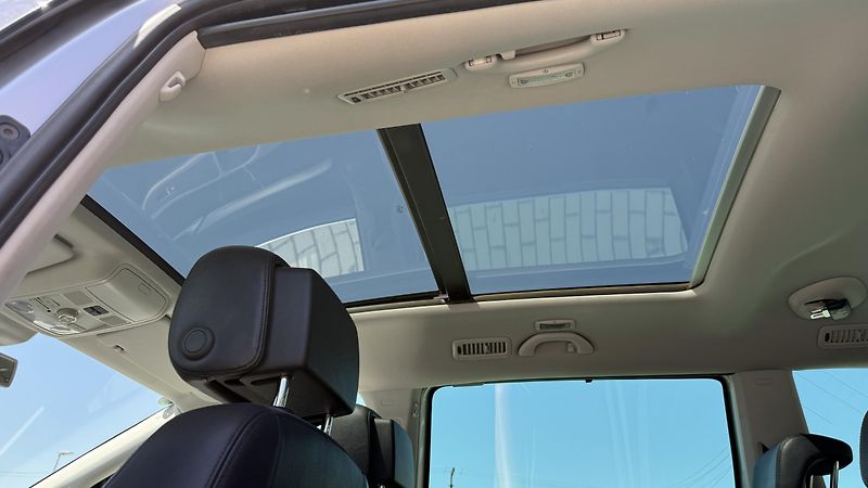 Volkswagen Sharan 2.0TSi*147kW*DSG*7MÍST*WEBASTO - fotka 11 z 27