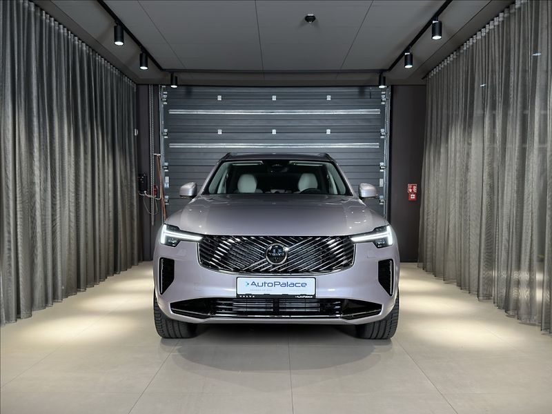 Volvo XC90 (2026) 2,0 T8  Plus Bright - fotka 6 z 41