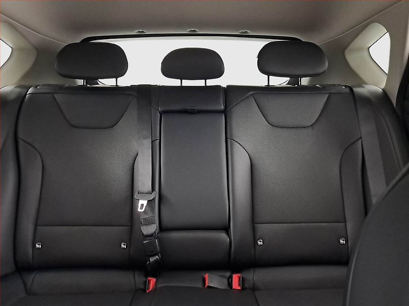 Kia K4 (2026) 1.6 T-GDI, Mrtvý úhel - fotka 10 z 18