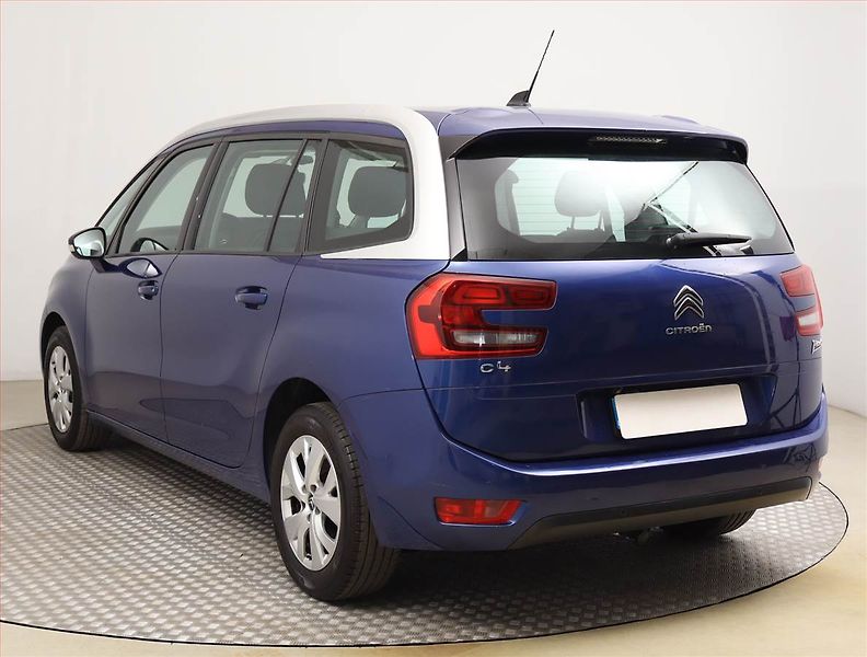 Citroën C4 Picasso (2016) PureTech 130, 7 míst, Navi - fotka 4 z 20