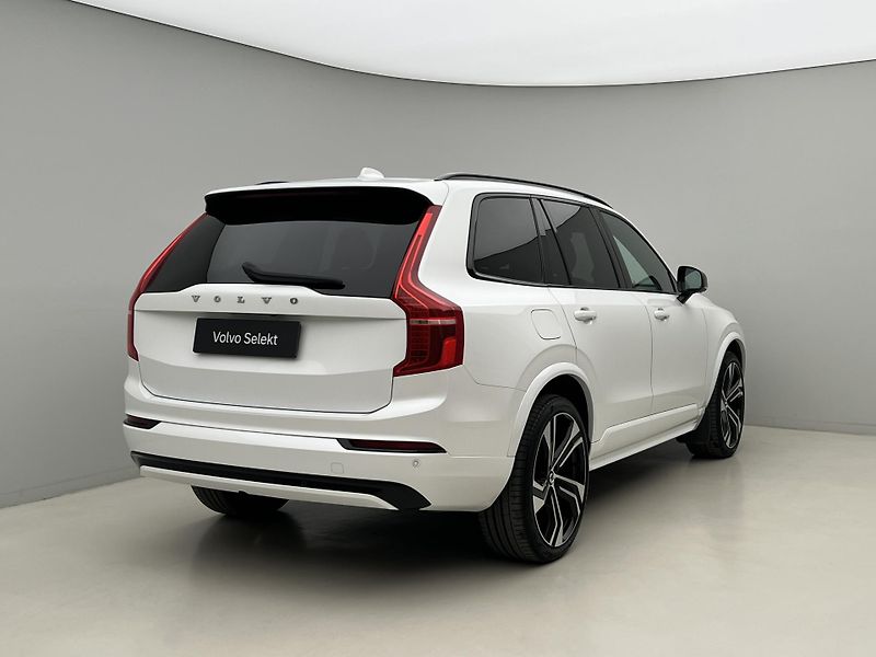 Volvo XC90 B5 AWD R-DESIGN 7 MÍST AUT - fotka 13 z 48