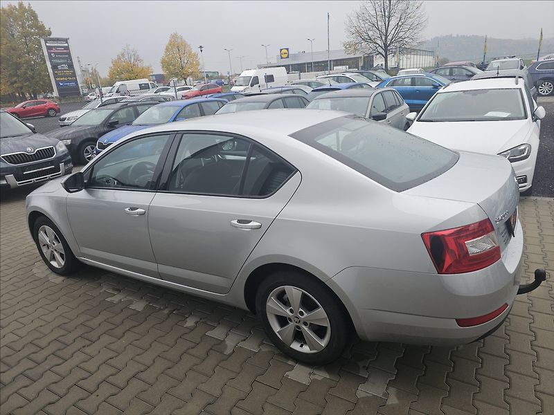 Škoda Octavia III 1,4TSi 103KW Elegance - fotka 9 z 44
