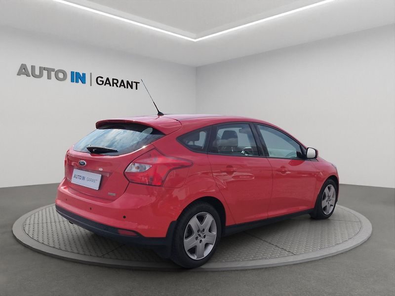 Ford Focus (2014) 1.0 74kW, ČR, 1. majitel, klim - fotka 5 z 21