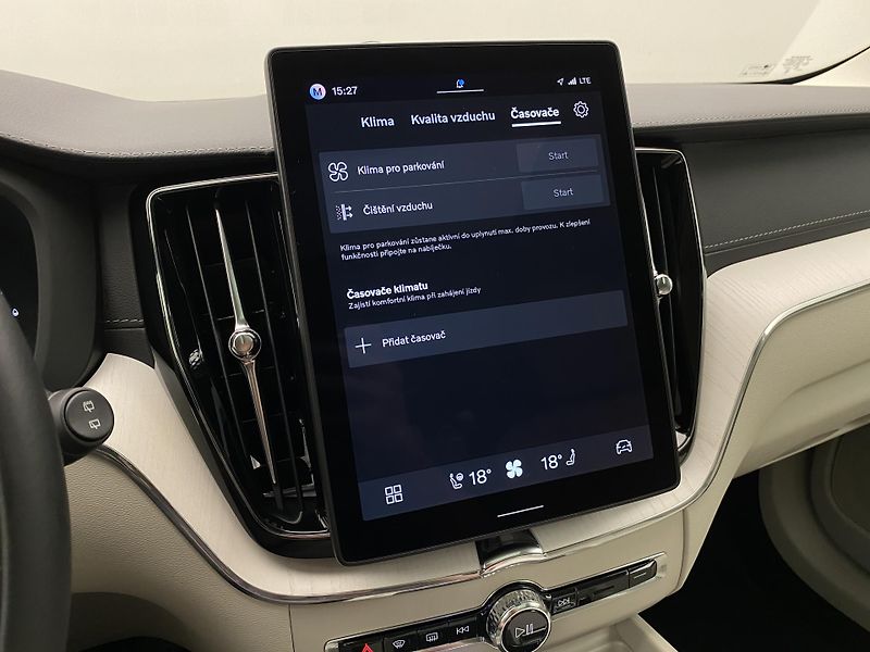 Volvo XC60 T8 AWD RECHARGE DARK ULTRA CZ - fotka 45 z 67