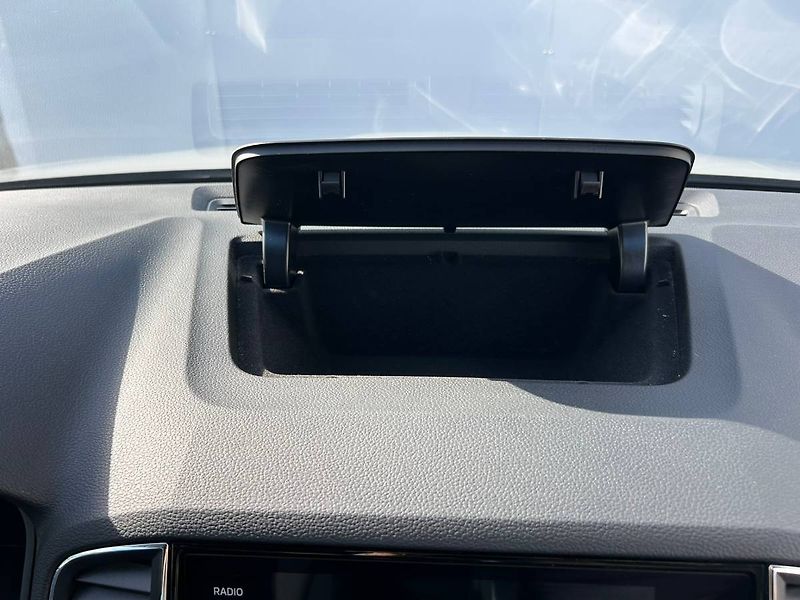 Škoda Karoq (2023) 1.5 TSI 110kW LED manuál - fotka 23 z 35