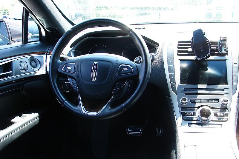 Lincoln MKZ 3.0 V6 TT 406PS AWD Kůže-ZADÁN - fotka 15 z 58