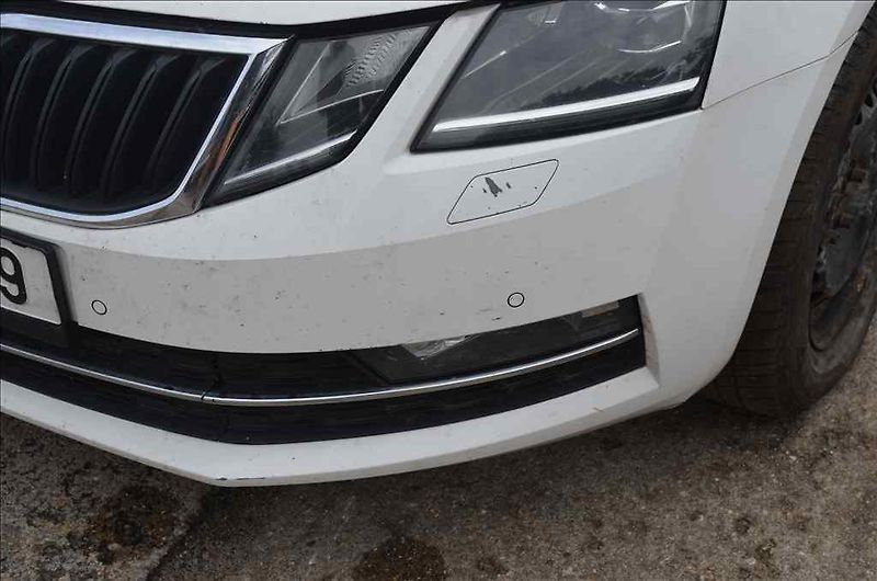 Škoda Octavia (2017) COMBI III. 1,6 TDI - fotka 13 z 26