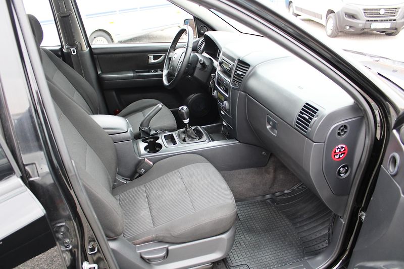 Kia Sorento (2009) 2,5CRD KLIMA 4X4 EL.OKNA  ALU - fotka 13 z 16