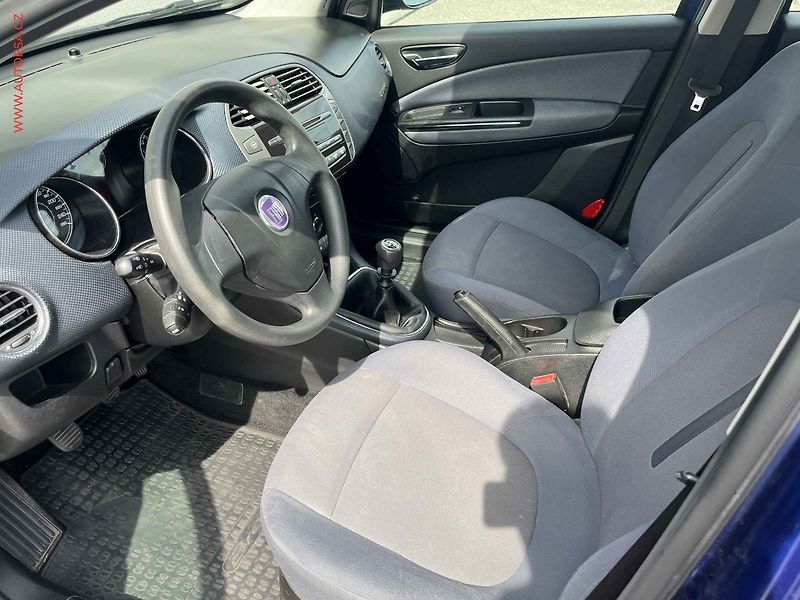 Fiat Bravo (2008) 1.9JTD - fotka 9 z 13